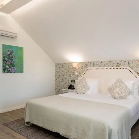 Ourmadeira - Babosas Village, Gardenias And Greenspaces 4* فونشال