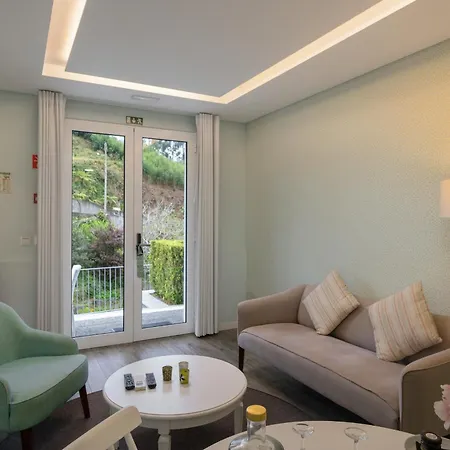 Ourmadeira - Babosas Village, Gardenias And Greenspaces بيت ضيافة