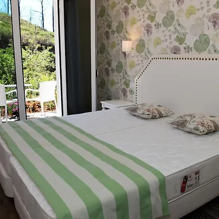 Πανσιόν Ourmadeira - Babosas Village, Gardenias And Greenspaces 3*