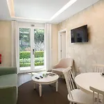Pensionat Ourmadeira - Babosas Village 4*