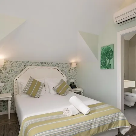 Ourmadeira - Babosas Village, Gardenias And Greenspaces 3* פונשל